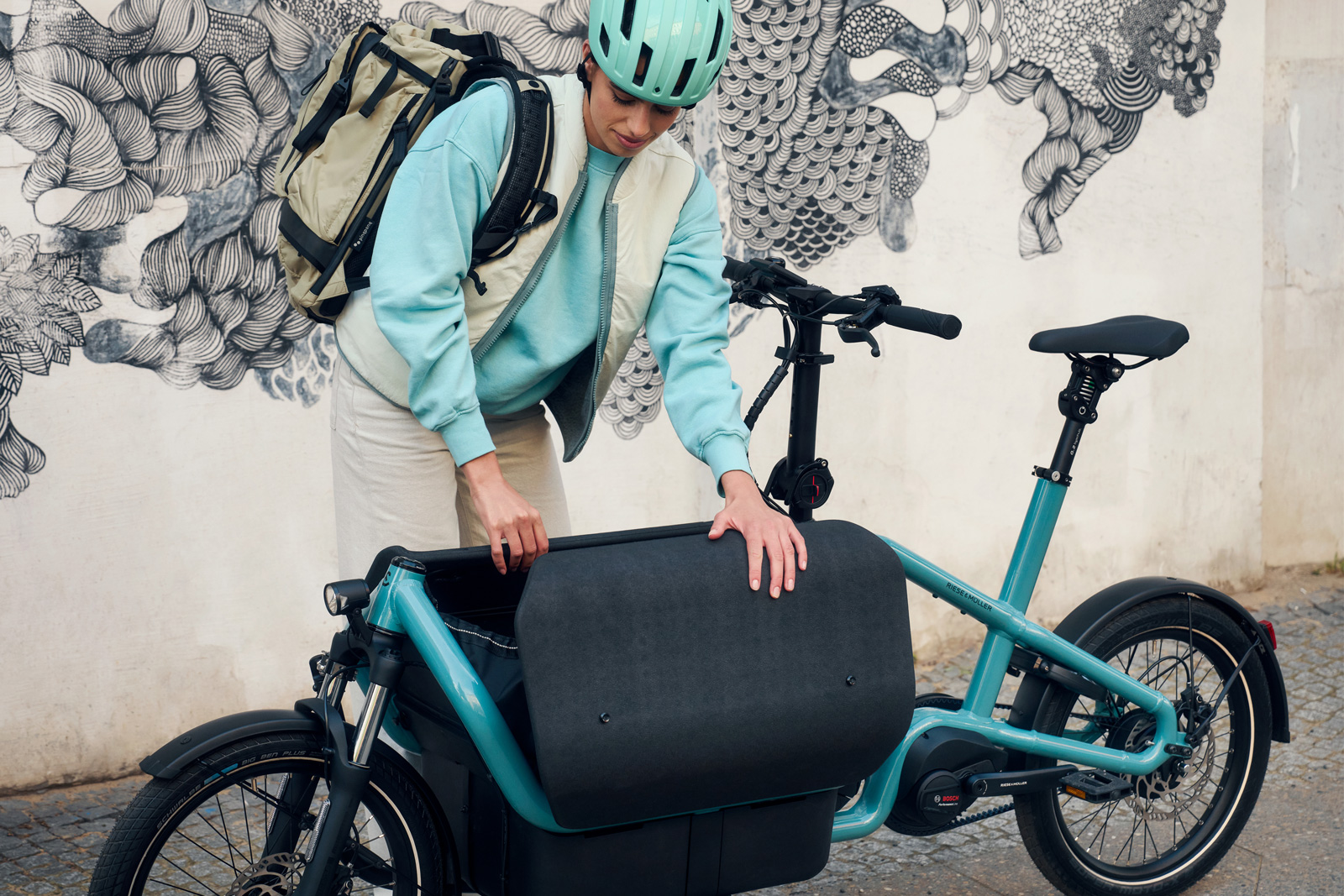 Riese &amp; Müller Carrie S. Aqua