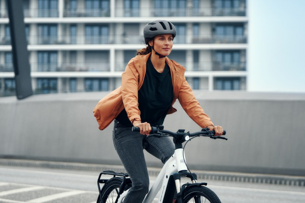 Riese &amp; Müller Charger4 Mixte GT Touring White