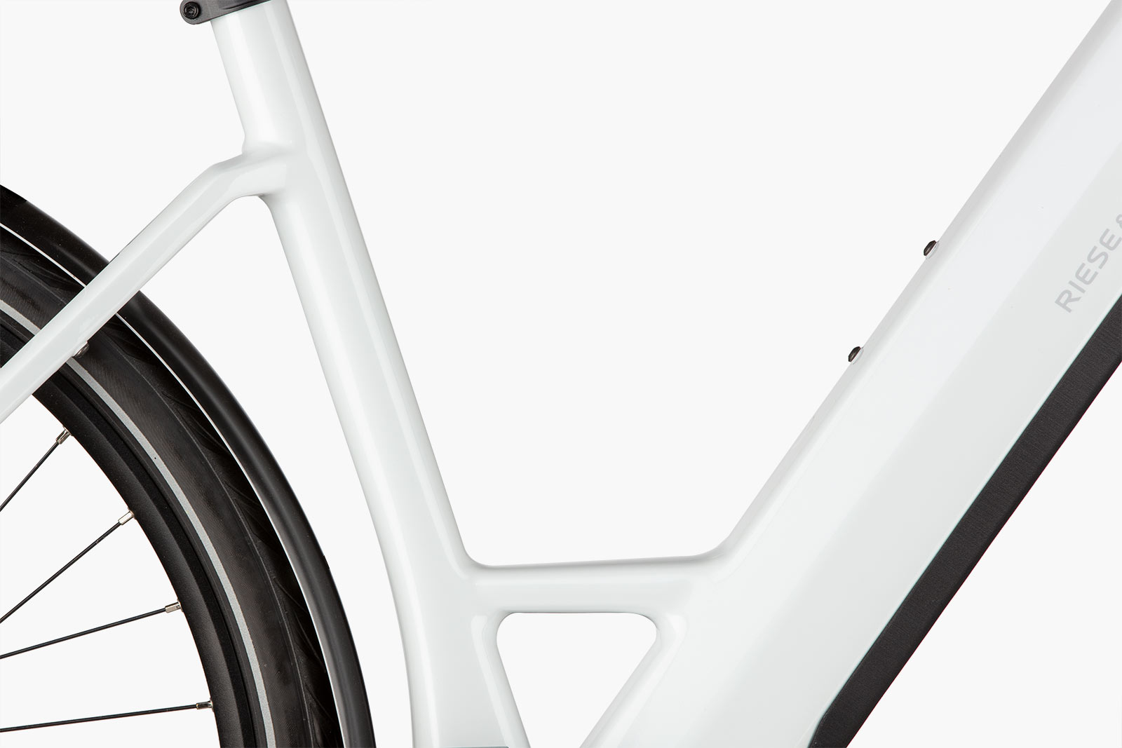 Riese &amp; Müller UBN SIX Silent Black Matt